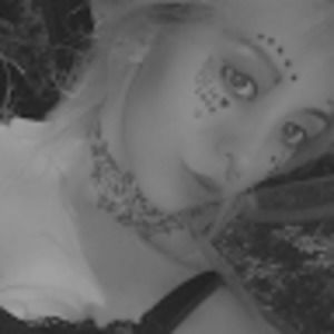 Meet your Posher, Lacey